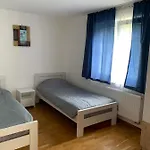 Apartment Dzeni